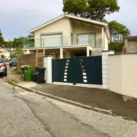 Camp Villa *